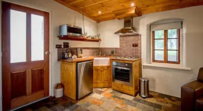 Lucy's Cottage - Image 3