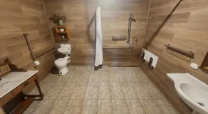 LeVar -Historic accessability accommodation with Ensuite and Mod Cons - Image 2