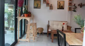 Happy Hostel - Image 3