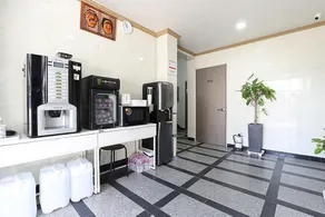 Queen Motel Andong - Image 3
