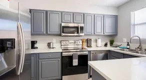 Anchor Sunset 3BR Smart Home 10 min to Strip - Image 5
