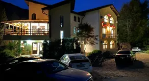 Pensiunea Restaurant Casa Lacului - Image 2