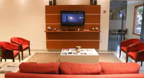 Olimpo Hotel & Suites - Image 4