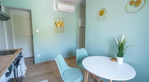 Capstay - La Rhonelle 2 Chambres- Netflix - Cuisine - Image 3