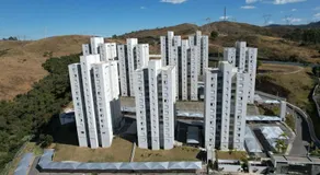 Apartamento moderno, completo e ótima localização - Image 3