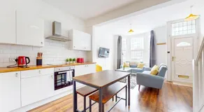 Bright 3Bed House 10Min to Meridian Water Station - Image 4
