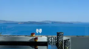 Sensia villa with Hot tub and Caldera View - Image 3