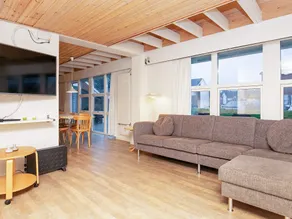 14 person holiday home on a holiday park in Blåvand - Image 5
