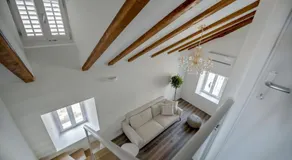 Feel like an Emperor Apartments - Image 3