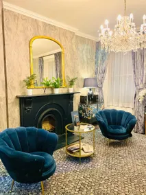 Bloomsbury Palace Hotel - Image 2