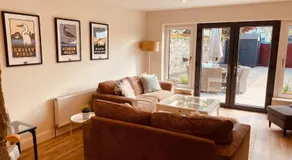Cashel town house 4 bed - Image 2