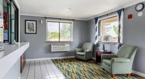 Super Inn by OYO Lansing MI - Image 2