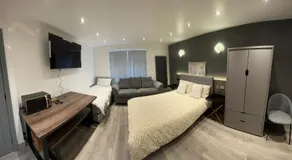Pembrokeshire Holiday Accommodation - Image 2