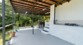 Deluxe Glamping Domo - Image 4