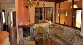 Megdovas Hotel - Image 2