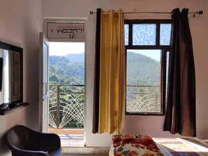ROYAL HOMESTAY - Image 5