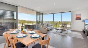 Oceanview Penthouse Caves Beach - Image 3