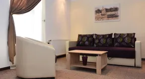 Guest House Vila Lujza - Image 3