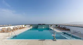 Malaga Skyline 7 Pool & Parking Free - Image 3