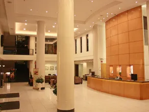 Hotel Supreme Convention Plaza - Image 2