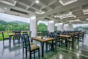 The Cloyster Resort and Spa - Image 4