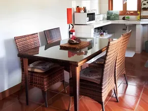 Island Bungalow - Image 5