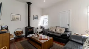 Bank House Tamborine Mountain - Image 2