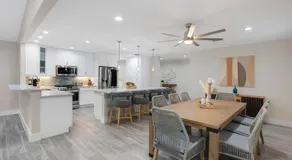 Maison de vacances entièrement équipée avec barbecue, terrasse et piscine privée | Vue jardin | Avec animaux autorisés - Image 5