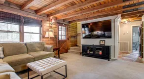 Its a Cabin Life 4 bed 2 bath - Image 2