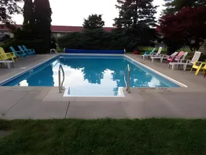 Majers Motel - Image 3