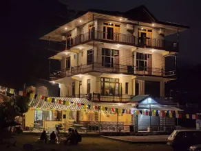 River view Villa | Riverside Retreat with Swimming Pool in Bir Billing. - Image 5