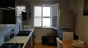 Parkview Apartment - Image 5