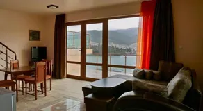 VIP Complex - Image 2