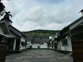 New Abrigo Resorts - Image 3