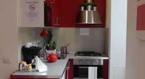 Red Flat In Rome - Image 5