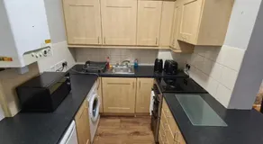 Alexandra Park Apartments - Image 3