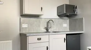 Beechwood Garden Suite - Image 3