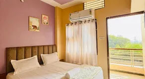 Vrindas Home Stay - Image 2
