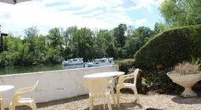 Calme au bord de l'eau - Image 2
