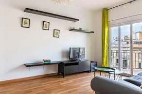 Joli appartement de 3 chambres avec une belle terrasse tout près de la Sagrada Familia - Image 2