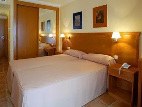 Hotel Doña Catalina - Image 2