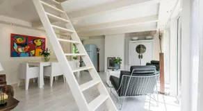 Julia's Holiday Home - Image 2