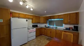Sleeps 10 - 4BR - 2BA - 2 King 4 Twin - Near - WEC Silver Springs Zipline - Image 5