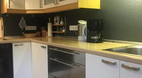 Appartamento accogliente e familiare con barbecue e giardino - Image 5