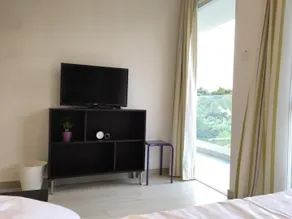 Double bed room with balcony - Image 3