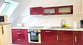 Schneider Apartments - Image 4