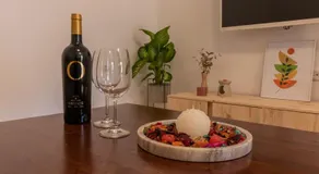 Christina's Apartment - Image 3