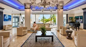 Beachfront Condo with Pool, Balcony & Ocean Views - Image 3