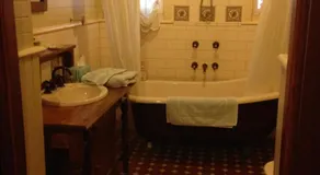 The Abbey Bed and Breakfast - Image 2