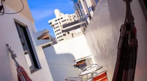 MAIOR NOTA - 90 metros da Beira Mar - 2 Quartos com AR CONDICIONADOS SPLIT, Air Fryer, Wi-Fi, Disney Plus, Star Plus, HBO Max, Cadeiras de Praia, Caixa Térmica, Churrasqueira, Rede para Descanso e Chuveirão - 8 pessoas - Melhor Localização! - Image 5